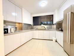 Pine Grove (D21), Condominium #566293651